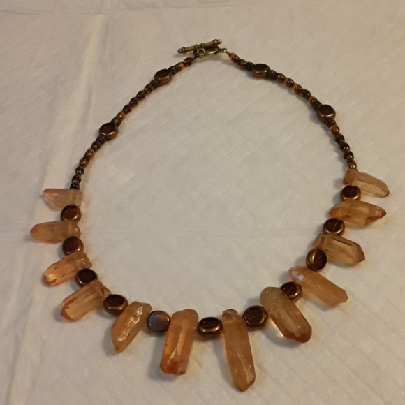 Quartz necklace with amber glass beads - Picture 2 of 4